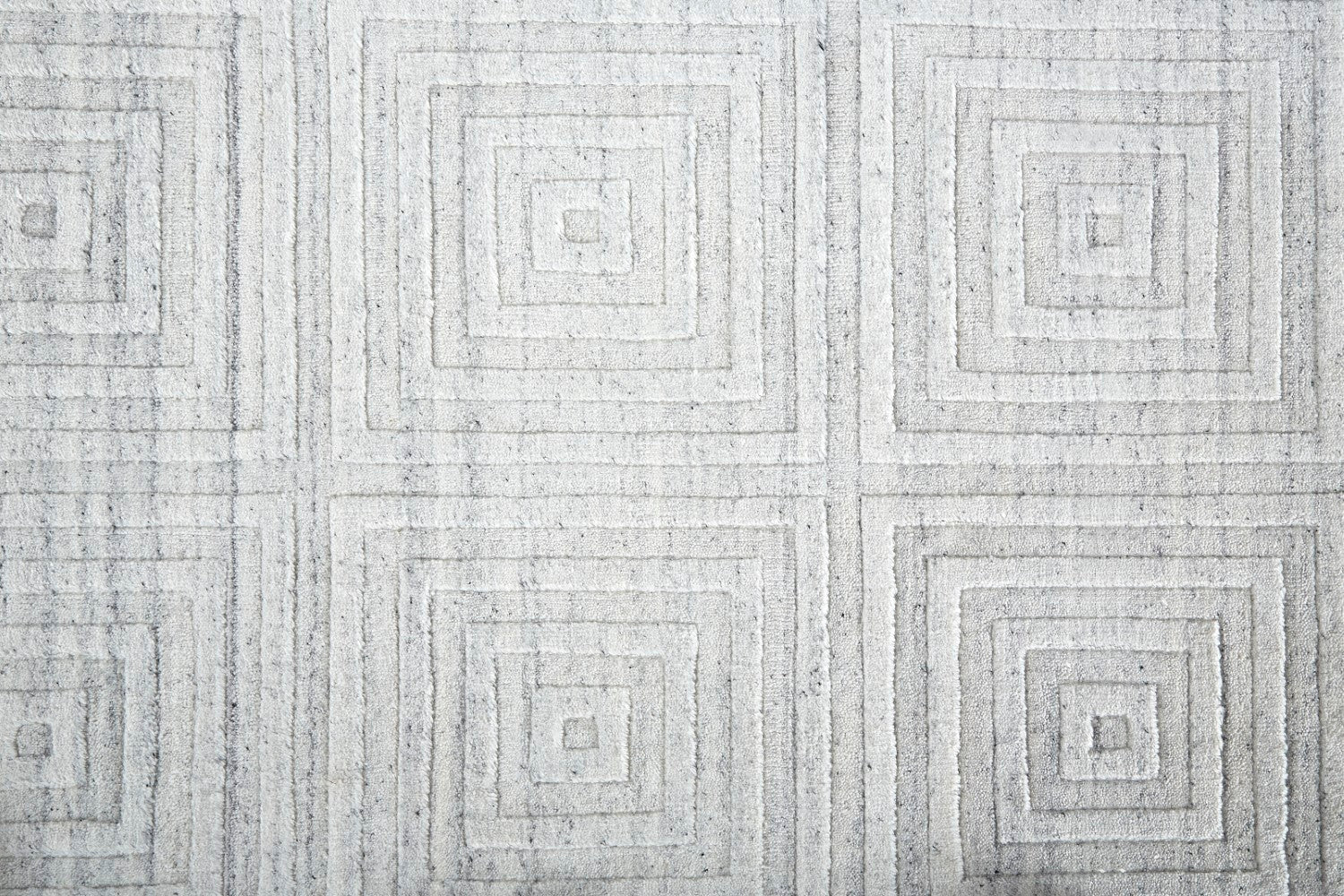 Tatem Hand Woven Linear White/Gray Rug