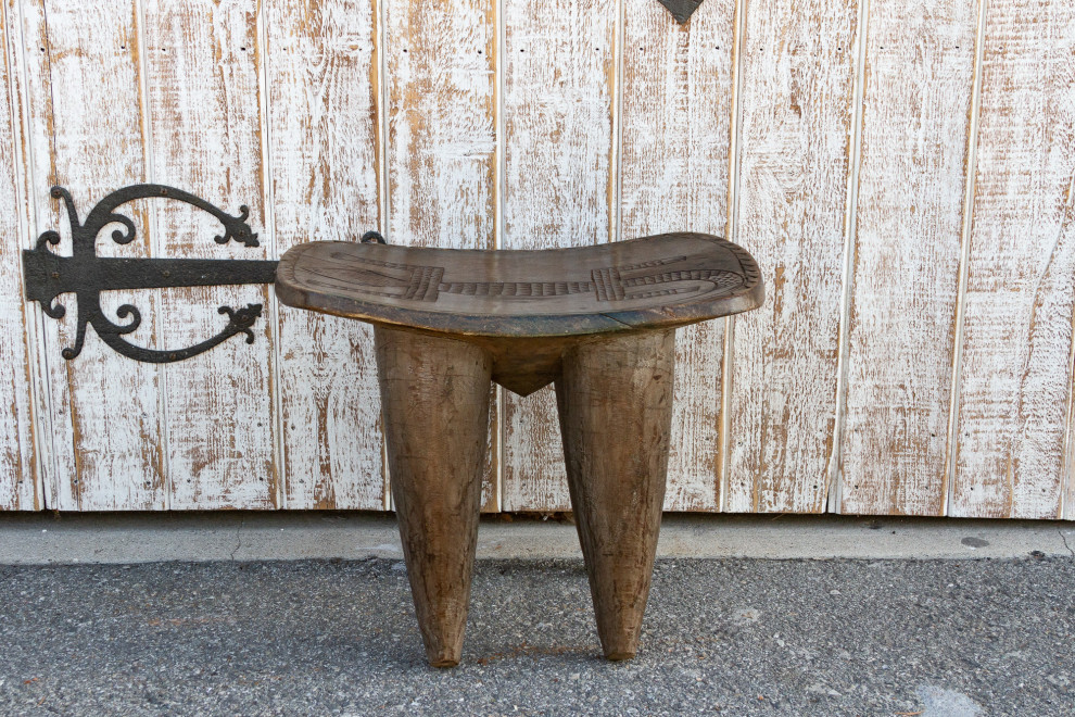 Rare Carved Lizard African Senufo Table   Southwestern   Side Tables And End Tables   by De cor  Houzz