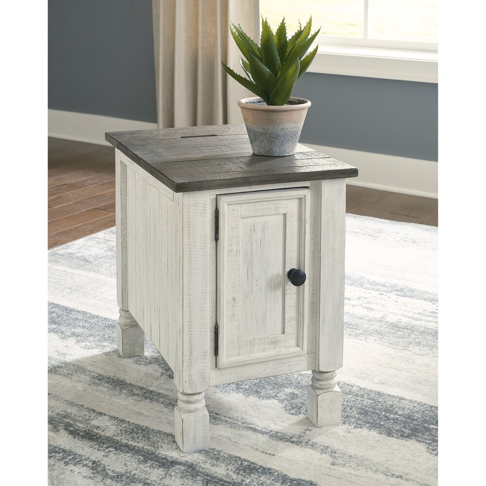 Ashley Furniture Havalance White/Gray Chair Side End Table   16\