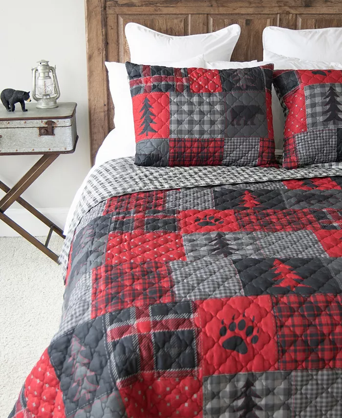 American Heritage Textiles Red Forest Quilt Collection