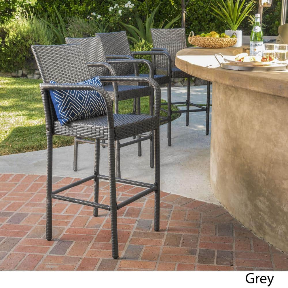 Cisvio 30-Inch Wicker Grey Outdoor Bar Stool with White Cushion (Set of 2) D0102H7NKKP