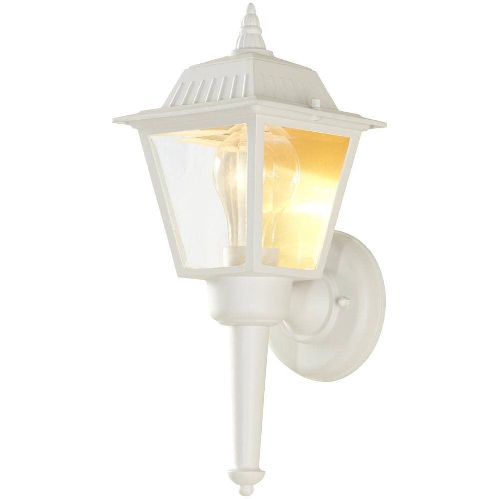 PRIVATE BRAND UNBRANDED 1-Light White Outdoor Wall Light Fixture with Clear Glass HW 5004