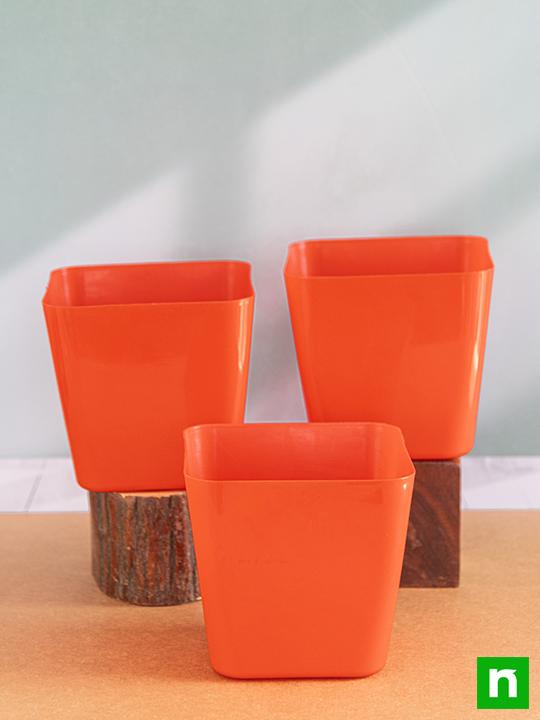 6.7 inch (17 cm) Square Plastic Planter with Rounded Edges (Red) (set of 3)