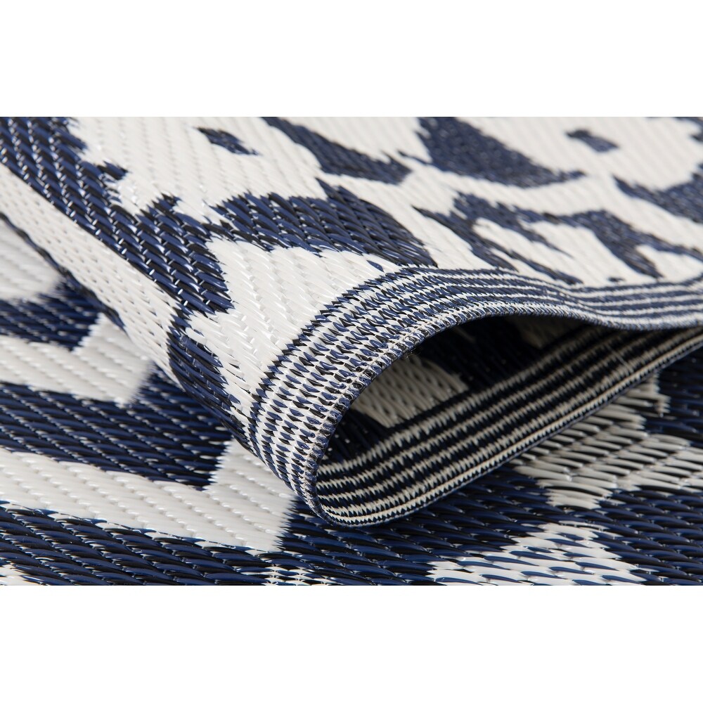 Reversible Mats Plastic Outdoor Rug for Camping  Patio  Backyard  RV  Picnic  Deck