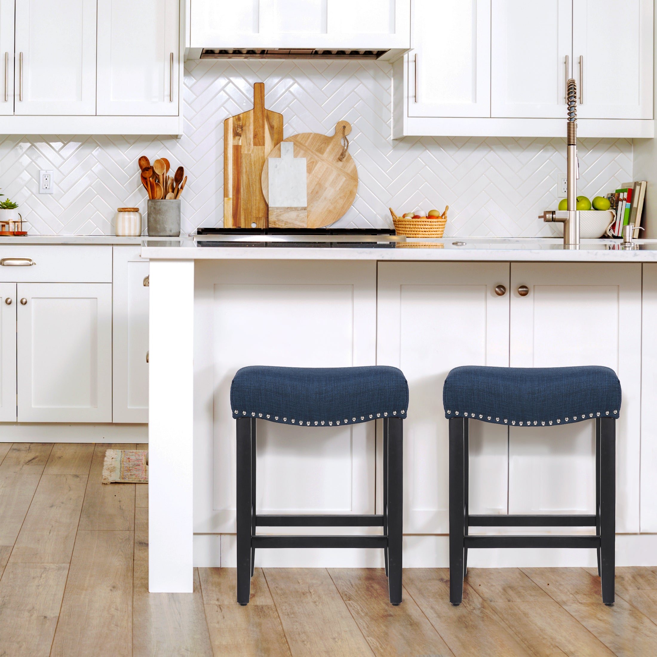 WestinTrends 24 Inch Counter Height Stools for Kitchen Counter， Modern Farmhouse Wooden Saddle Stool Chair， Linen Upholstered Cushion with Solid Wood Leg Dining Room Home Bar Decor， Navy Blue