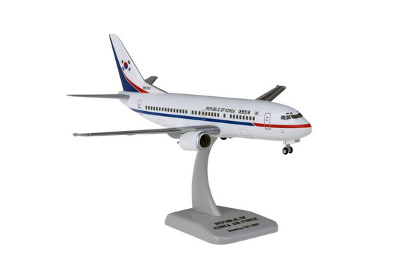 Hogan Korean Air Force 737 300 1/200 85101 W/Gear ...