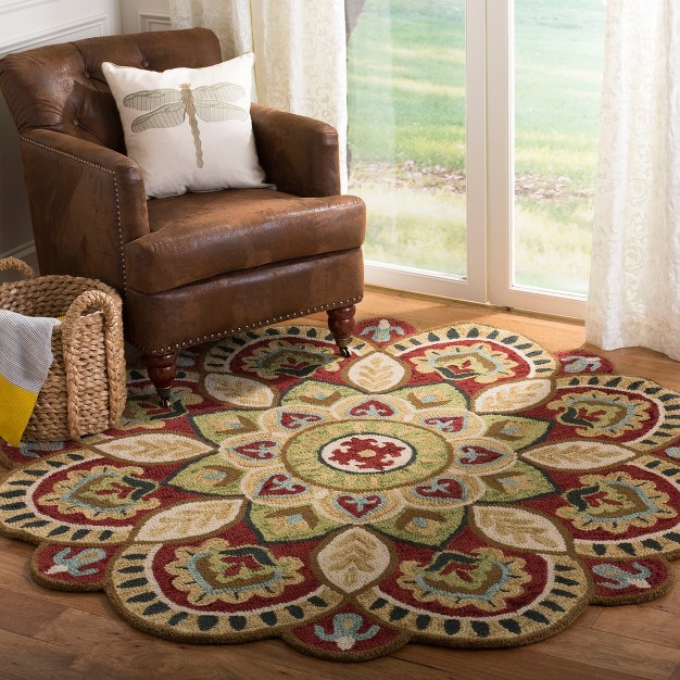 Novelty Nov604 Hand Tufted Area Rug Safavieh