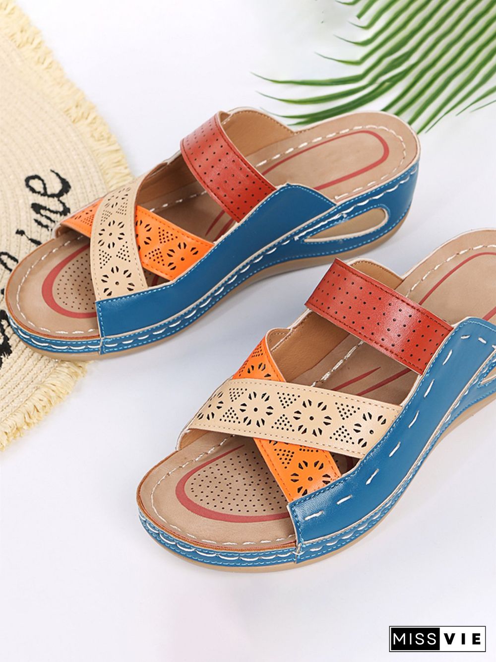 Cutout Contrast Vintage Casual Wedge Slippers