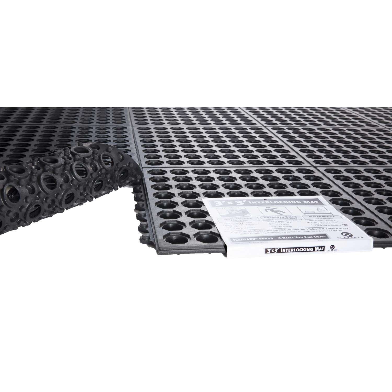 Flexgard 36 in. L X 36 in. W Black Interlocking Ring Mat Rubber Anti Fatigue Mat