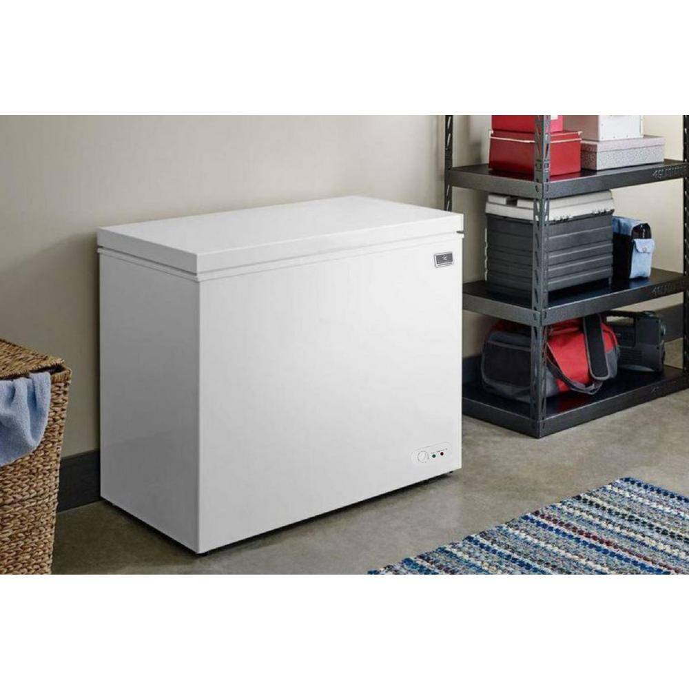 Kelvinator 52 in. 14 cu. ft. Manual Defrost Commercial Chest Freezer with Soft Closing Mechanism in White KCCF140WH