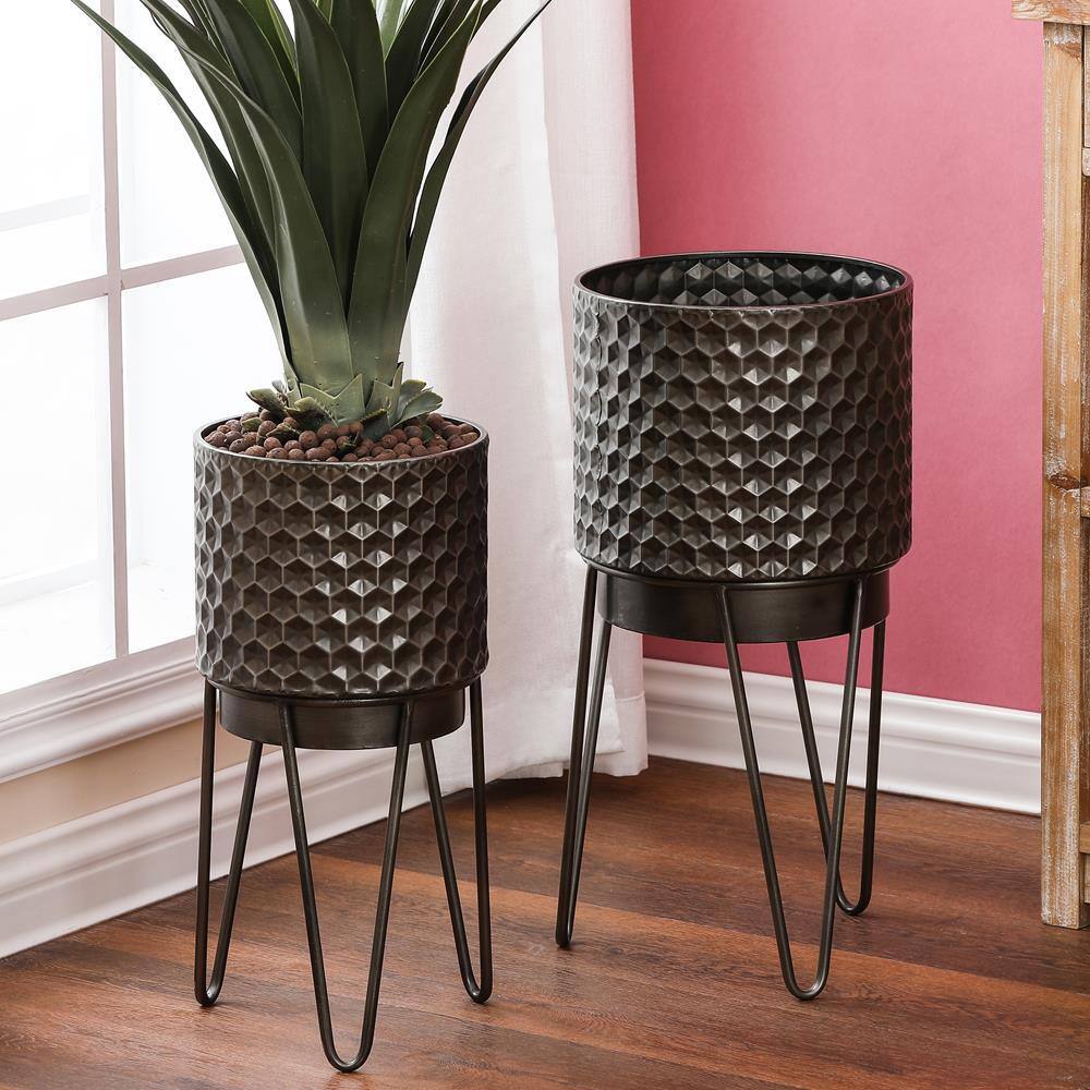 Luxen Home Brown Metal Honeycomb Cachepot Planters with Brown Metal Stands (2-Pack) WHPL1454