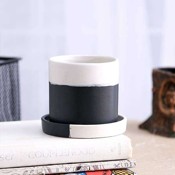 3.1 inch (8 cm) CP045 Cylindrical Ceramic Pot with Plate (White, Black) (set of 2)