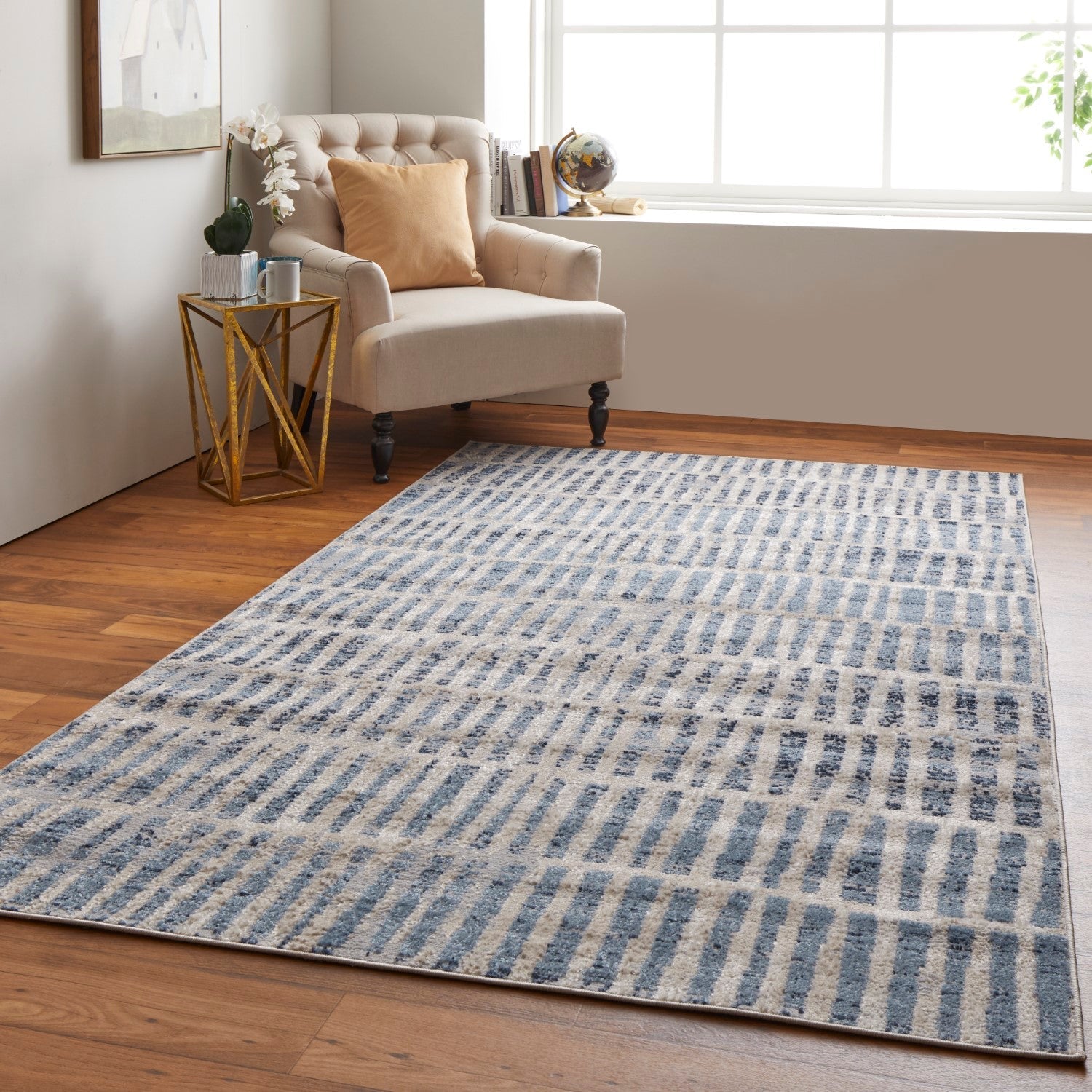 Wyllah Blue / Ivory Geometric Rug