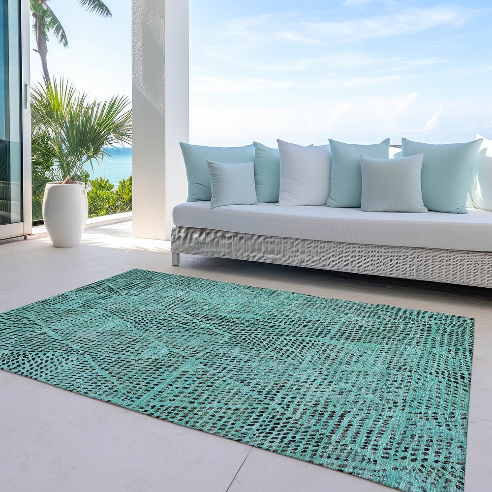 Machine Washable Indoor/ Outdoor Chantille Contemporary Diamonds Rug