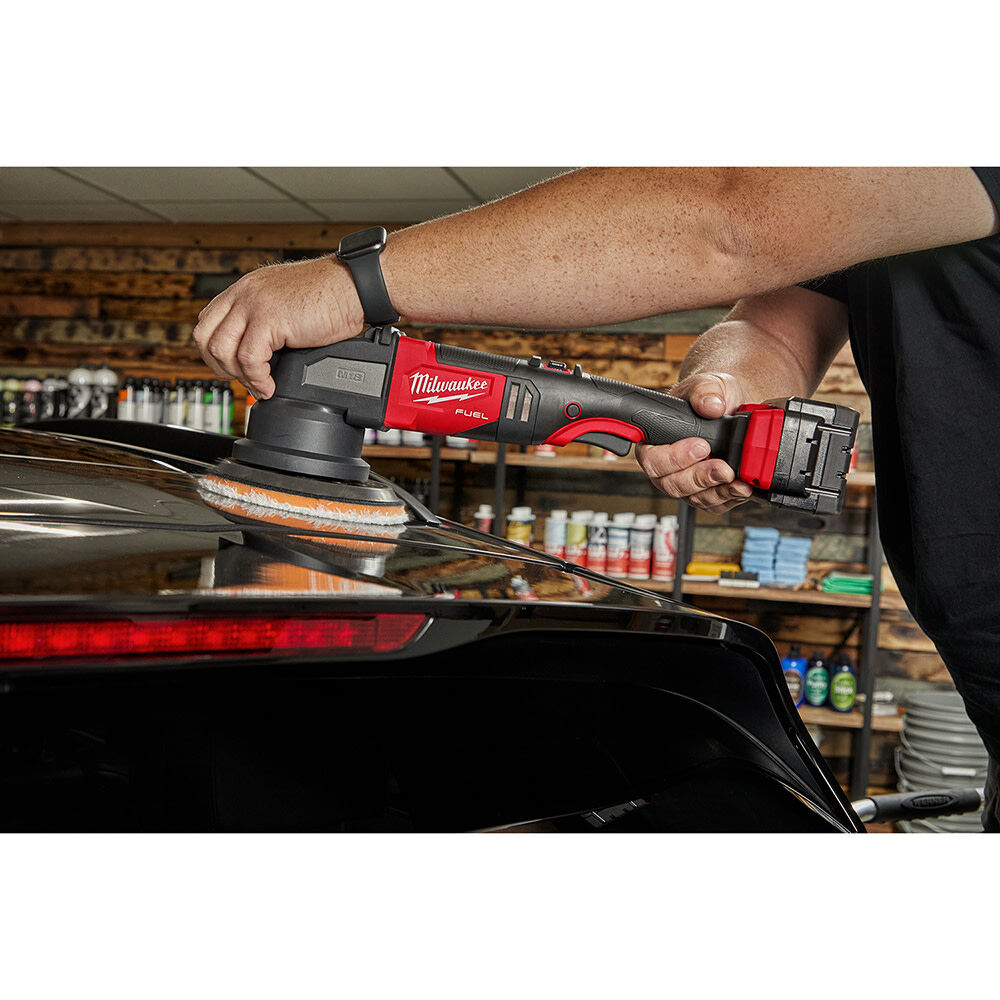 Milwaukee M18 FUEL 21mm Random Orbital Polisher Kit 2685-22HD from Milwaukee