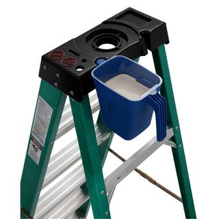 Werner 6 ft. Fiberglass Step Ladder with 225 lb. Load Capacity Type II Duty Rating FS206