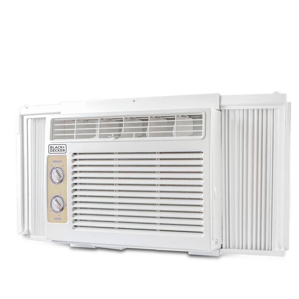 BLACK+DECKER 5000 BTU Window Air Conditioner in White BD05MWT6