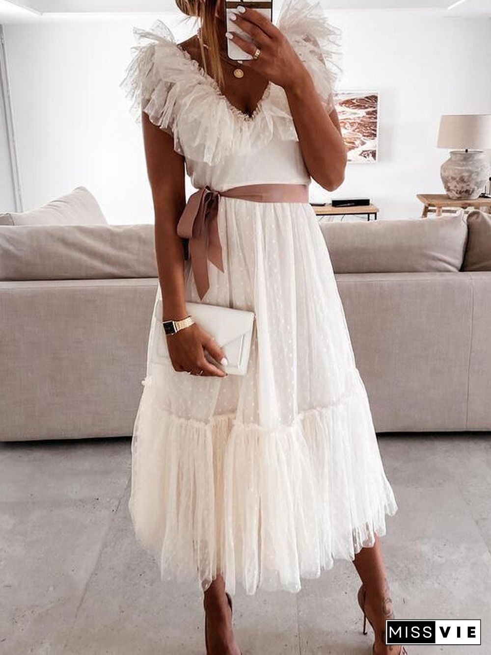 V-Necked Fringe Lace Pure Color Dress