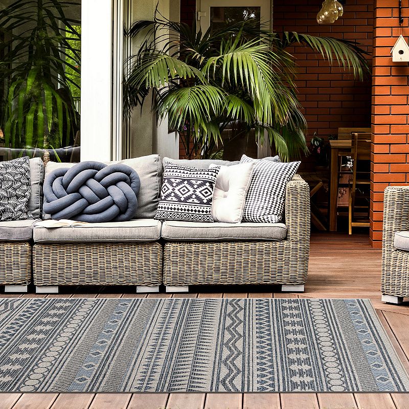 World Rug Gallery Bahama Geometric Stripe Indoor Outdoor Rug