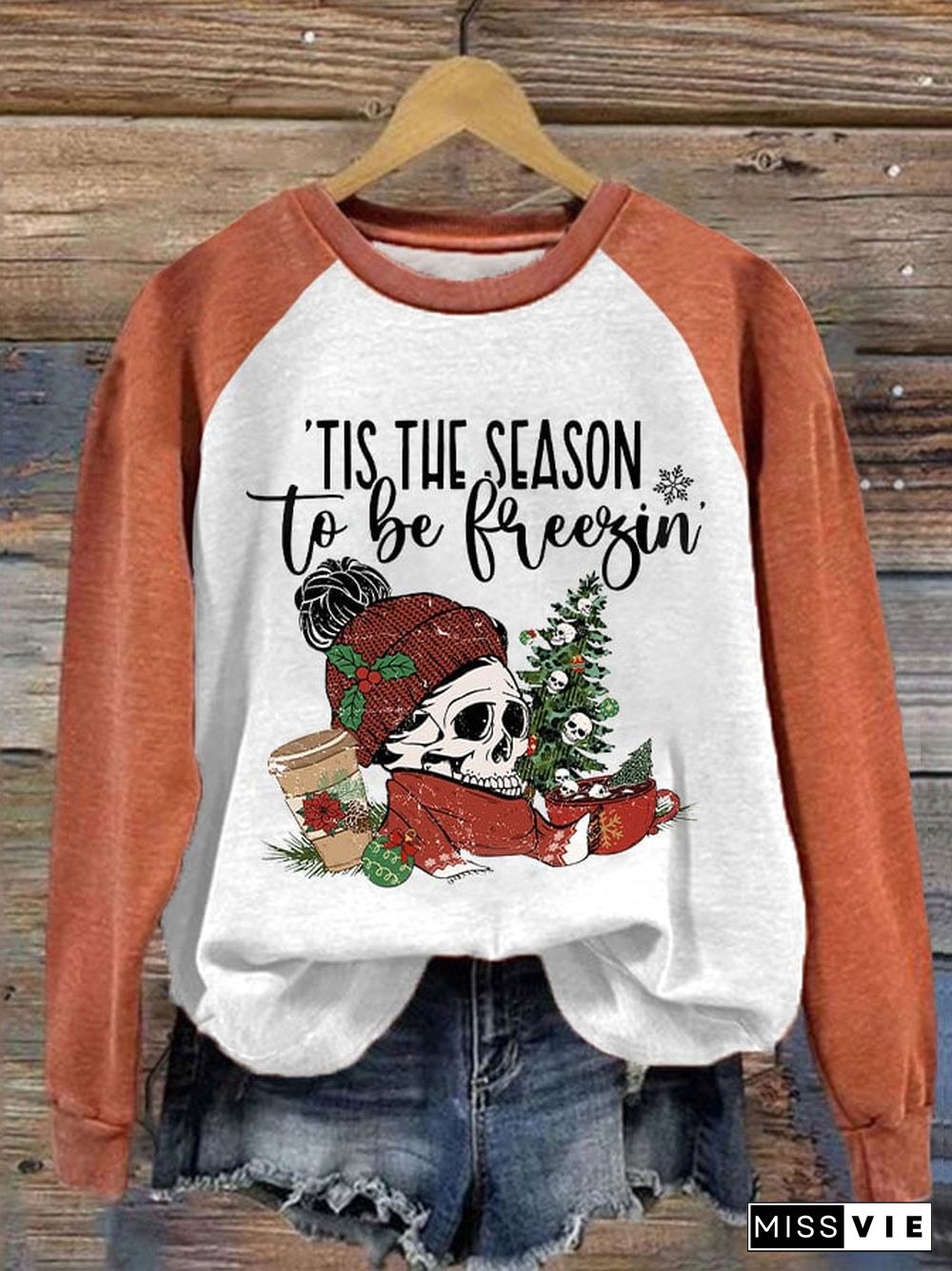 Women's Christmas Tis The Season To Be Freezin Printed Sweatshirt