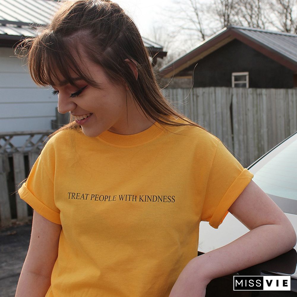 Treat PeopleWith Kindness T-Shirt Women Fashion Letter Printed T Shirt Femme Asual Yellow Tee Feminist Tee Tops Short Sleeves