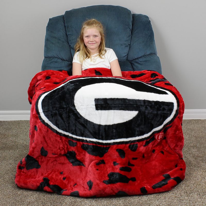 Georgia Bulldogs Throw Blanket