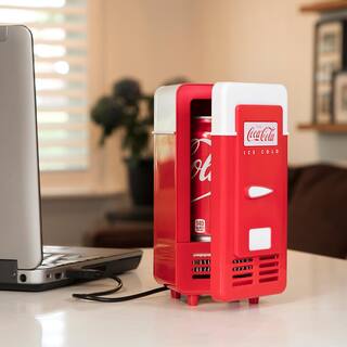 Coca-Cola Coca-Cola Single Can Cooler Red USB Powered One Can Mini Fridge for Desk Home Office Dorm CCRF-01