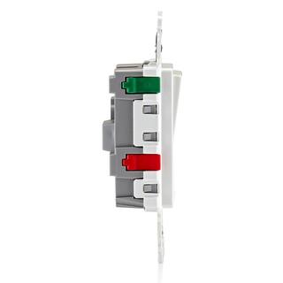 Leviton Decora Edge 15 Amp 3-Way Switch White R02-E5603-0SW