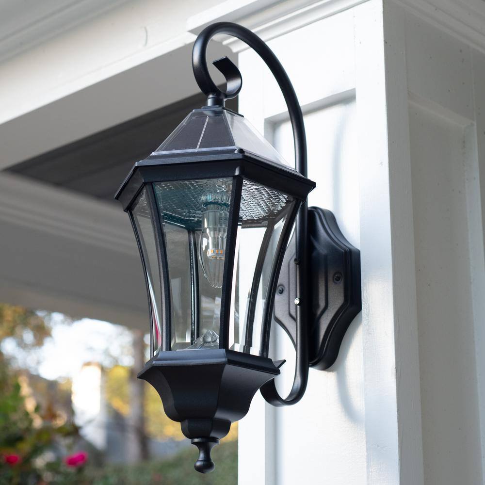 GAMA SONIC Victorian 1-Light Black Solar LED Outdoor Wall Sconce with Morph Technology and GS Warm White Bulb 94BM50010