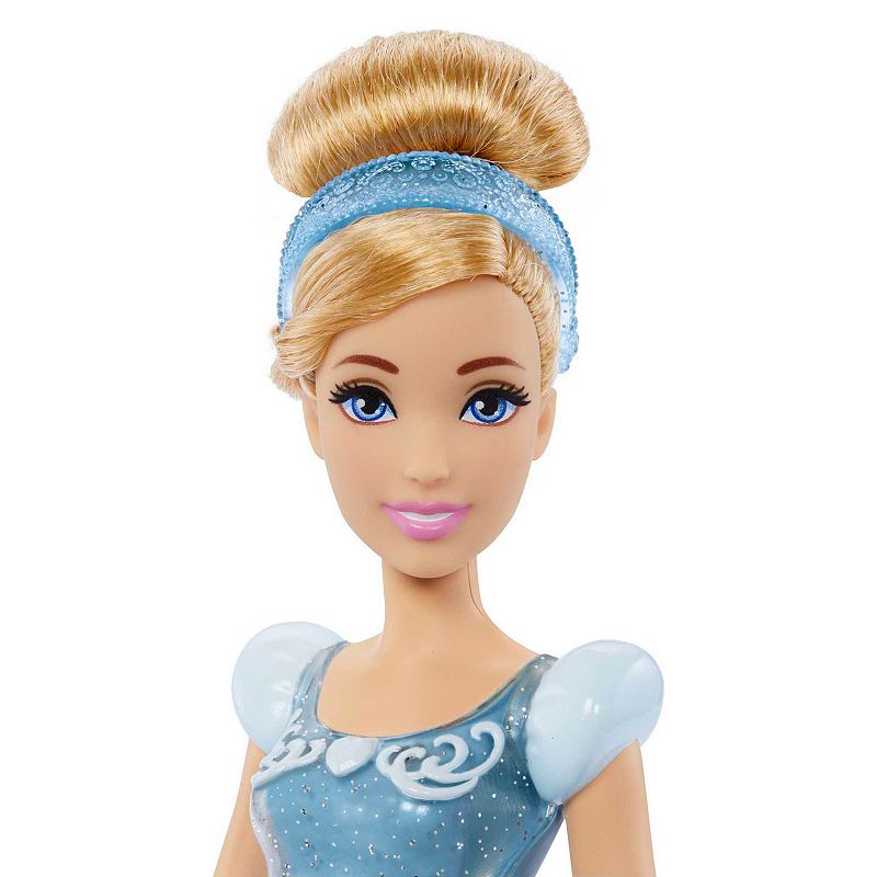 Disney Princess Cinderella Fashion Doll and Accessories by Mattel