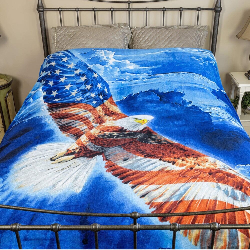 American Eagle Super Soft Full/Queen Size Plush Fleece Blanket