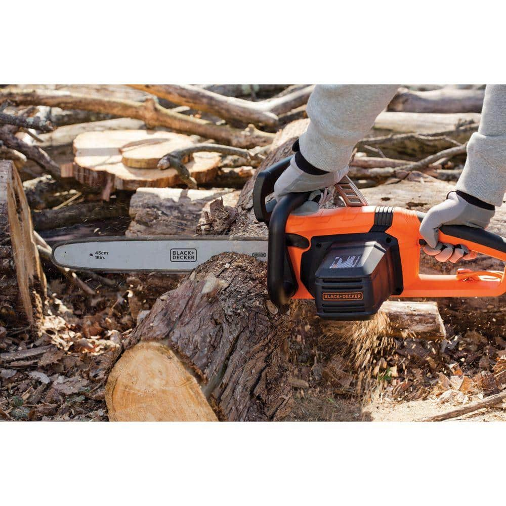 BLACK+DECKER 18 in. 15 AMP Corded Electric Rear Handle Chainsaw with Automatic Oiler CS1518