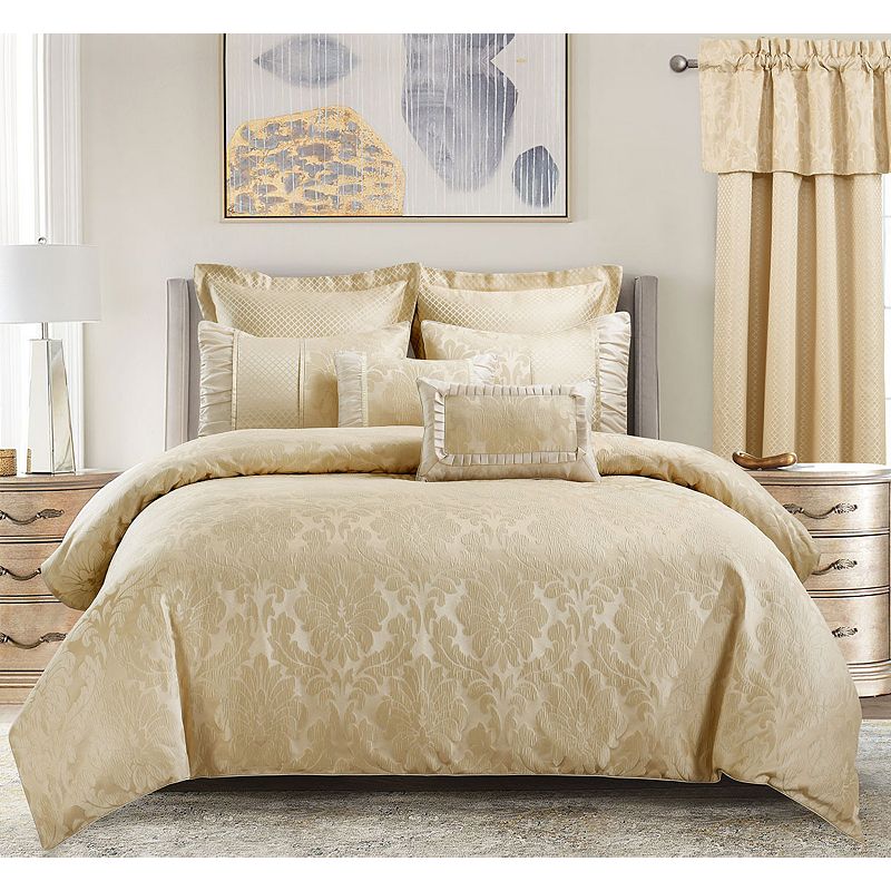 Sara 7-Piece Jacquard Duvet Cover Set