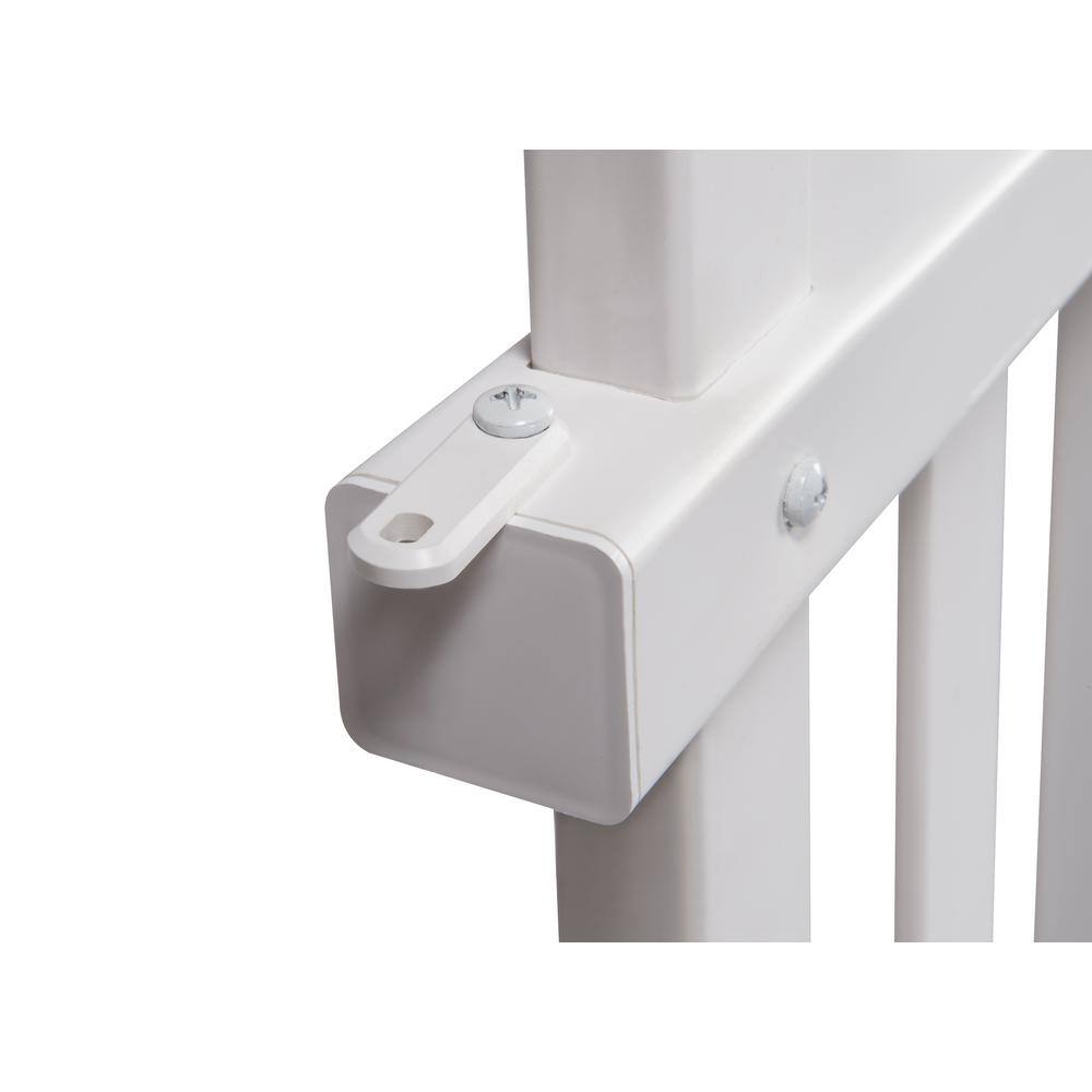 Zippity Outdoor Products 5.2 ft. x 2.5 ft. White Vinyl Madison Fence Gate ZP19028