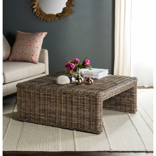 SAFAVIEH Persis Natural Rattan Table - 39.3