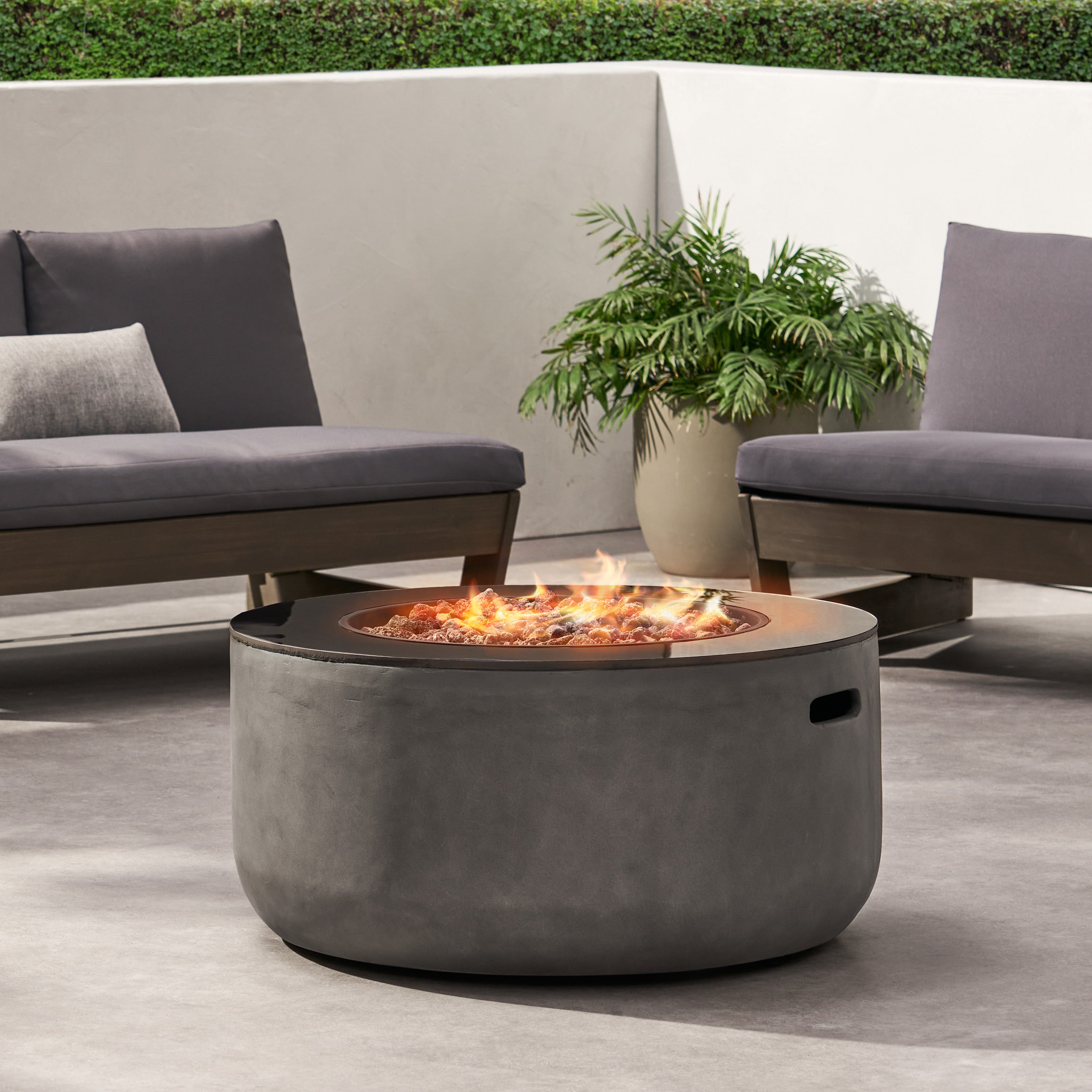 Riga Outdoor 50,000 BTU Lightweight Concrete and Ceramic Circular Fire Pit (No Tank Holder), Light Gray and Black