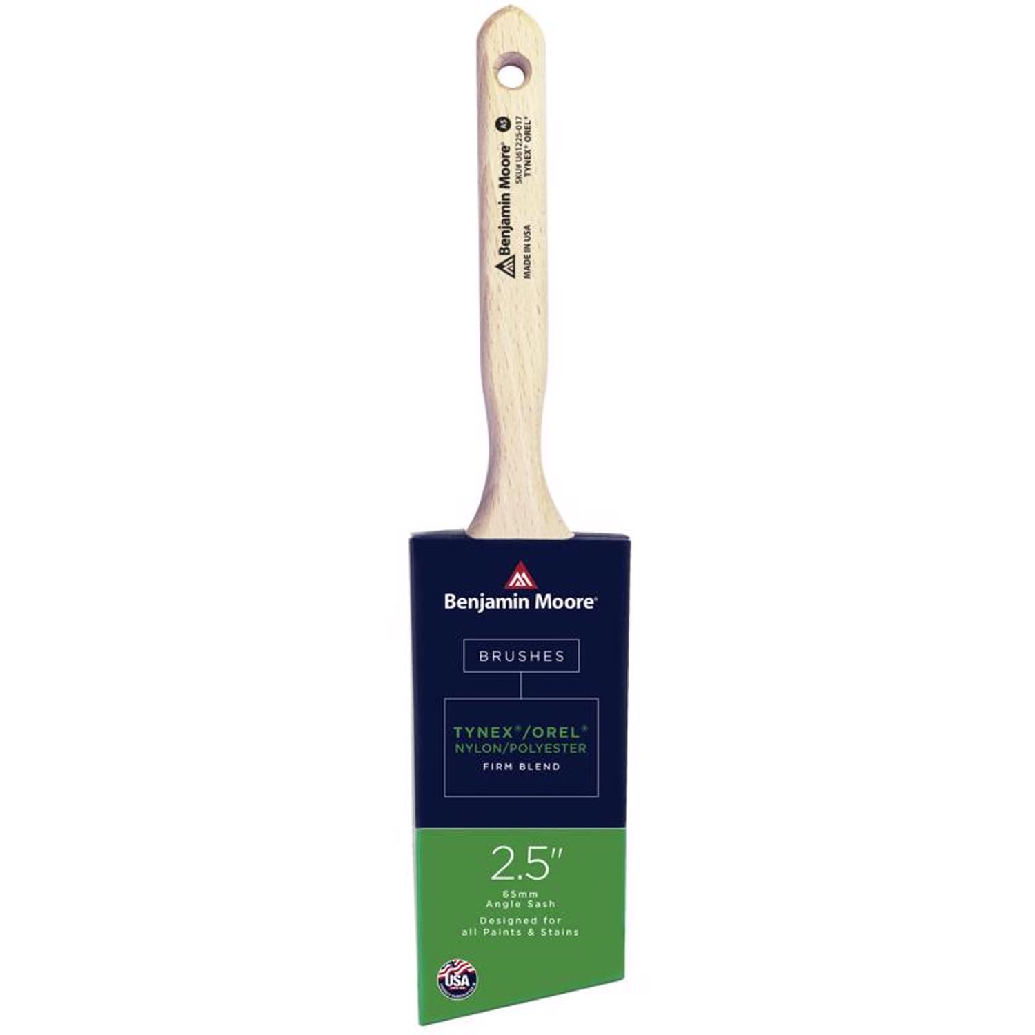 Benjamin Moore 2-1/2 in. Extra Stiff Angle Paint Brush