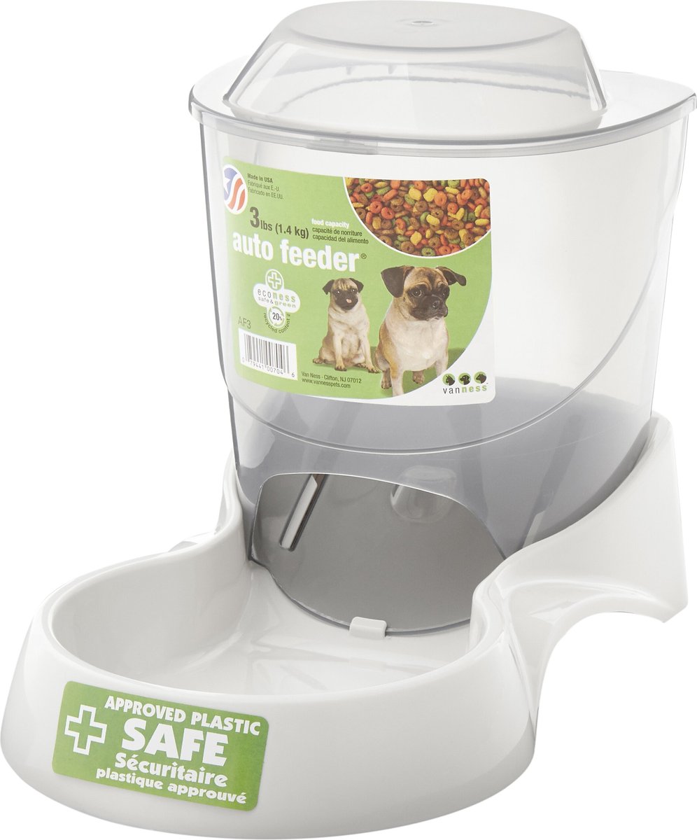 Van Ness Automatic Dog and Cat Feeder