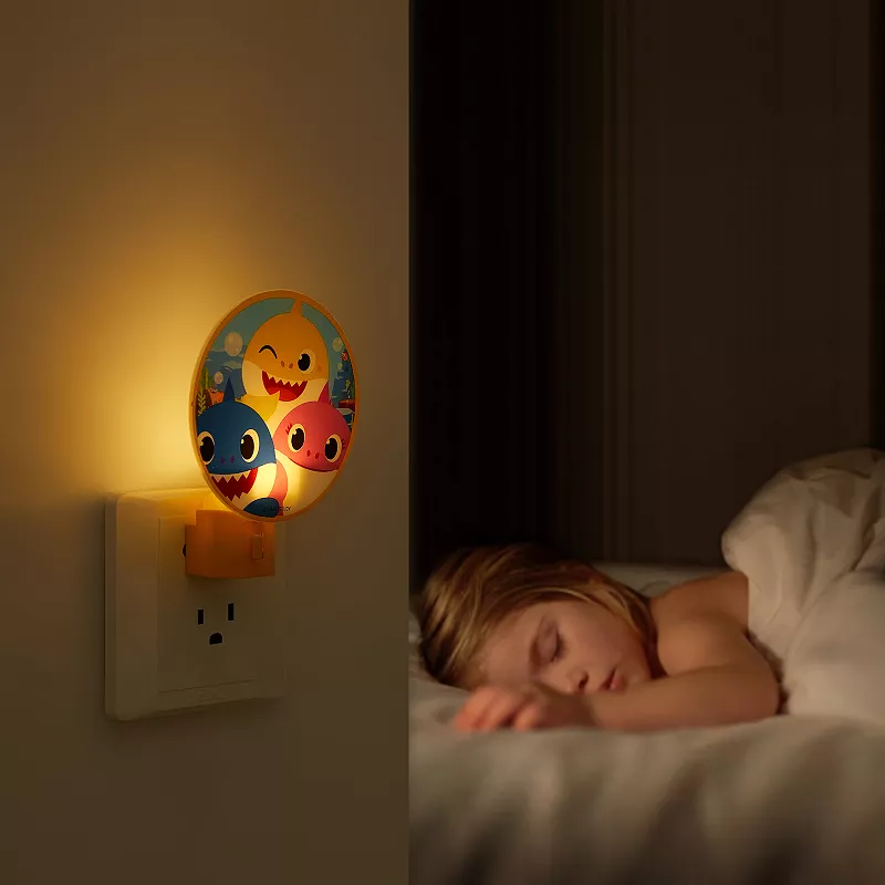 Idea Nuova Nickelodeon Baby Shark LED Night Light