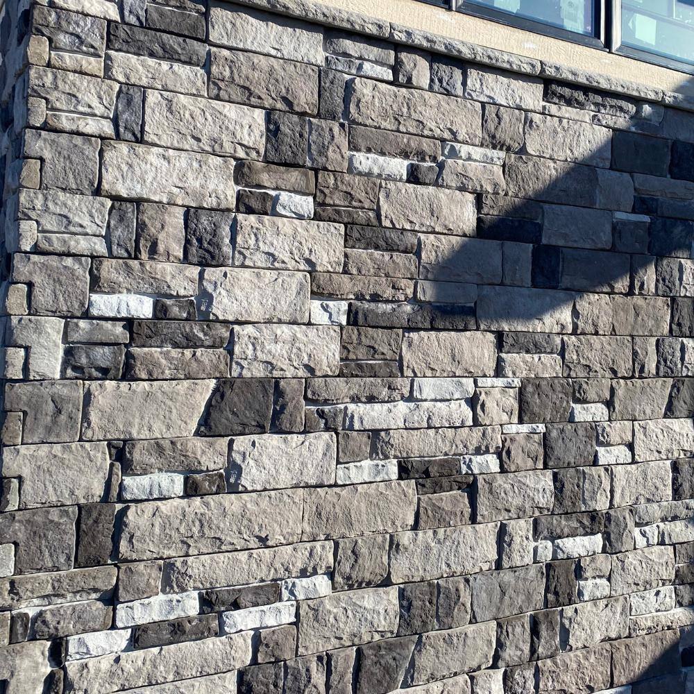 ADORN Shadowledge Slate 23.5 in. x 6 in. Stone Veneer Siding (Flats) SFLAT