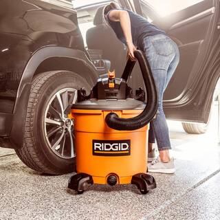 RIDGID 16 Gal. 5.0 Peak HP Nxt WetDry Shop Vacuum with Filter Locking Hose Accessories and Car Cleaning Kit HD1640C