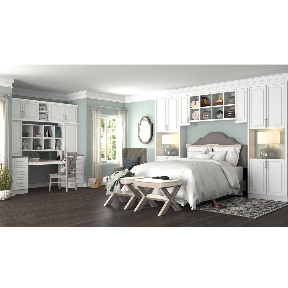 Hampton Bay 91.5 in. W x 1 in. H Outside Corner Molding in Satin White KAOCMX-SW