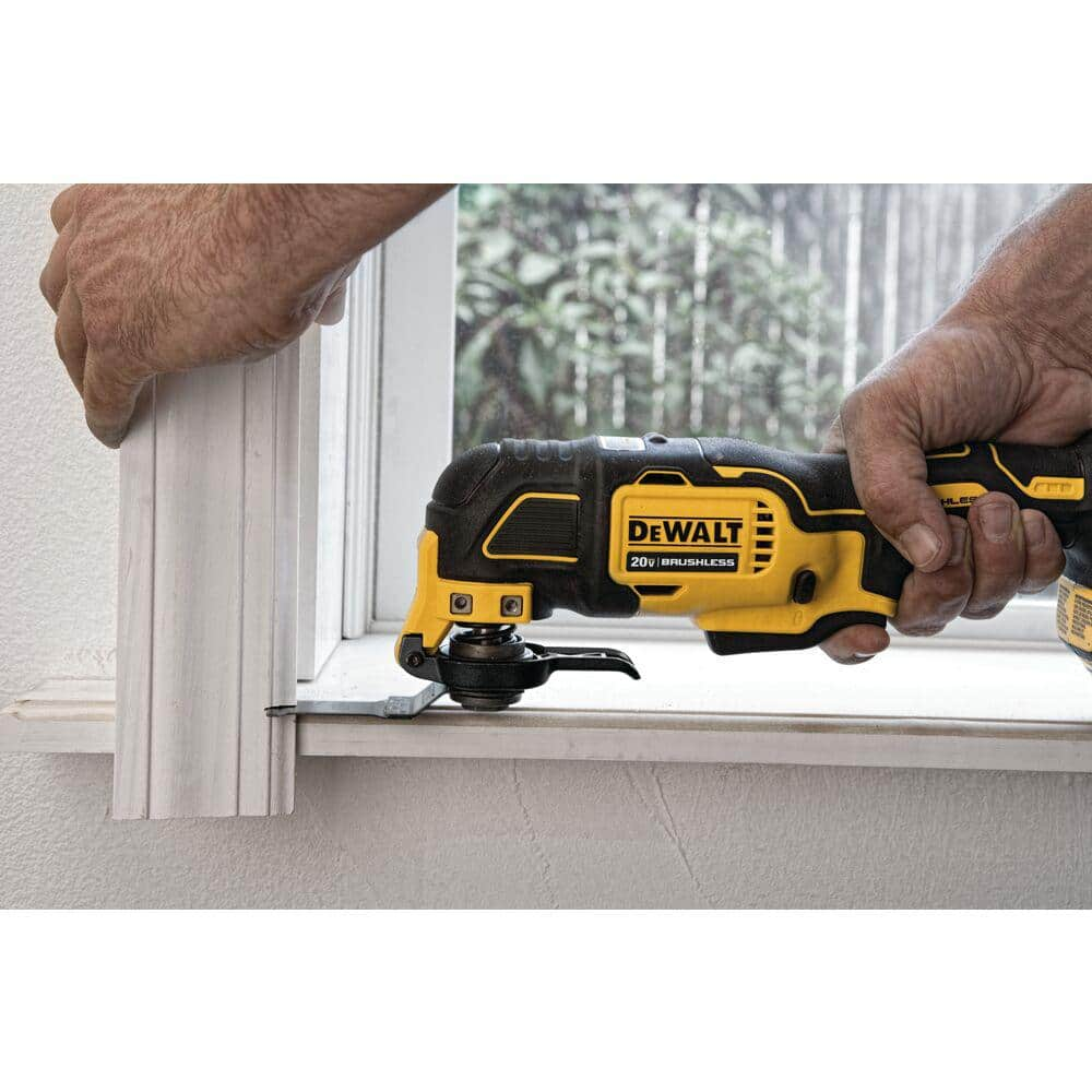 DEWALT ATOMIC 20V MAX Lithium-Ion Cordless Brushless Combo Kit with (2) 1.5Ah Batteries, Charger, and Bag DCK224C2