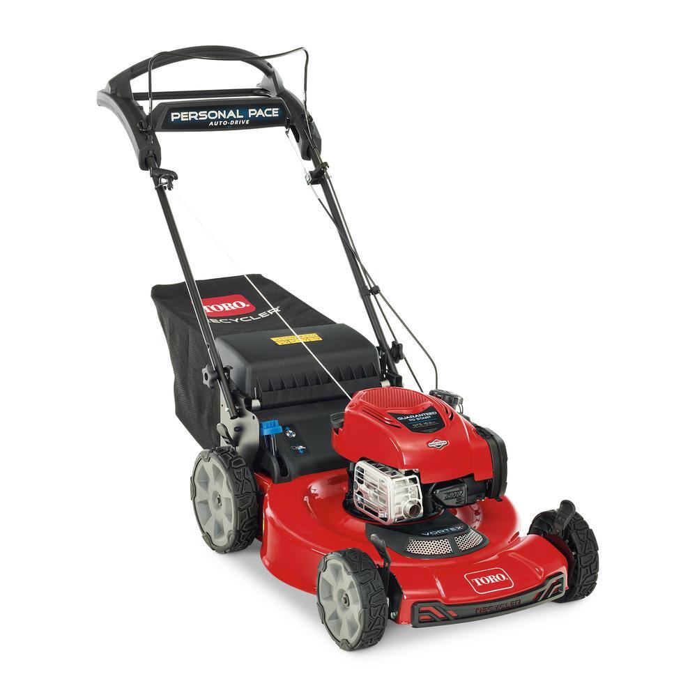 Toro Recycler 22 in. Briggs And Stratton Personal Pace Rear Wheel Drive Walk Behind Gas Self Propelled Lawn Mower with Bagger 21462