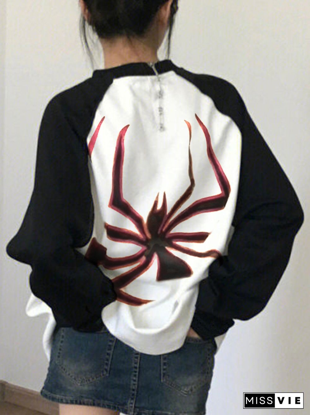 Street Spider Print Raglan Oversized Long Sleeve Tee