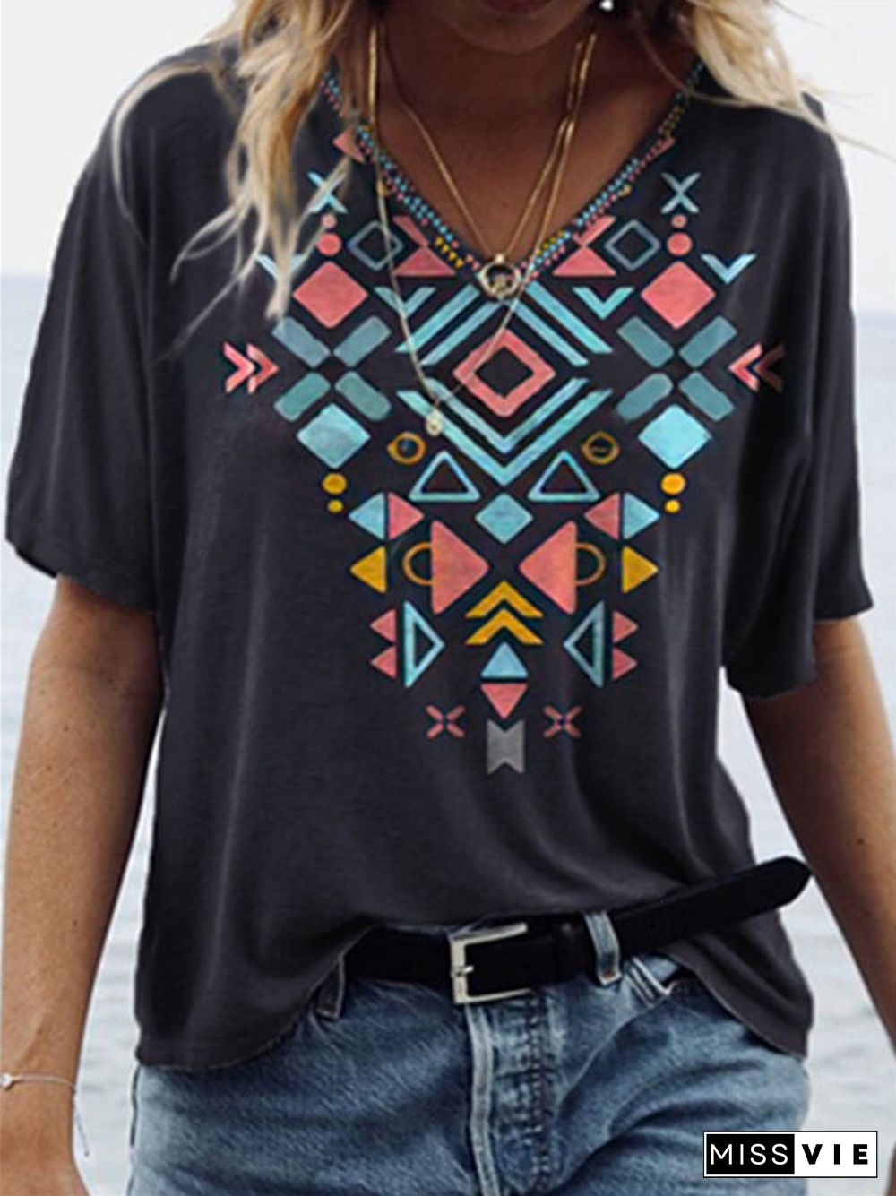 Women's Graphic Printed Short Sleeve V-neck T-shirt