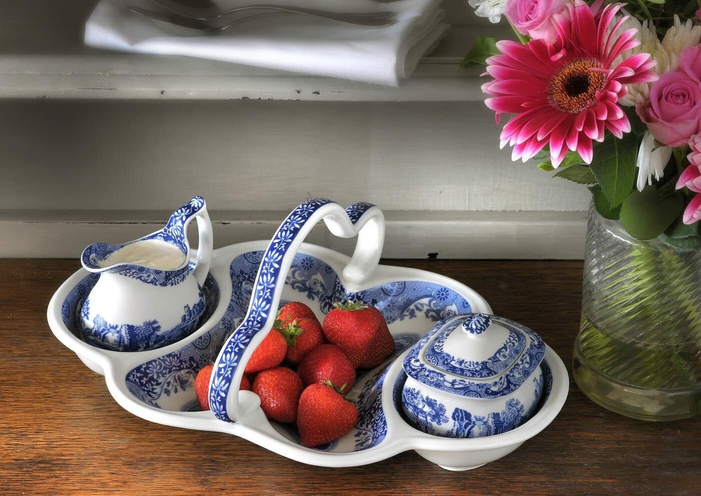 Spode Blue Italian Covered Sugar Bowl with Lid， Fine Earthenware， 9 oz