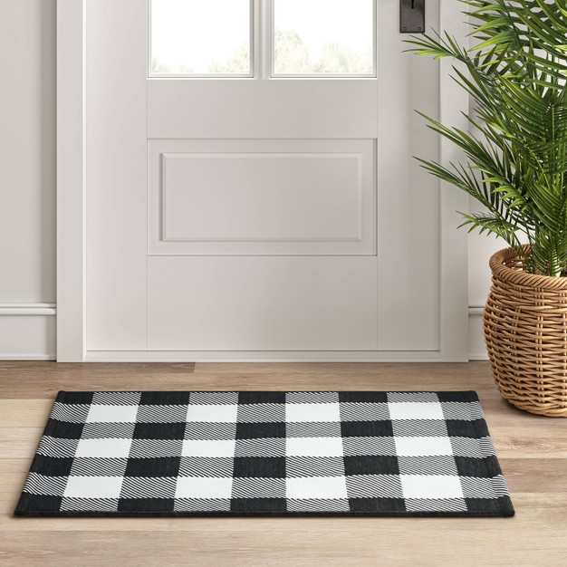 2 x27 x3 x27 Washable Reversible Scatter Indoor outdoor Accent Rug Black white