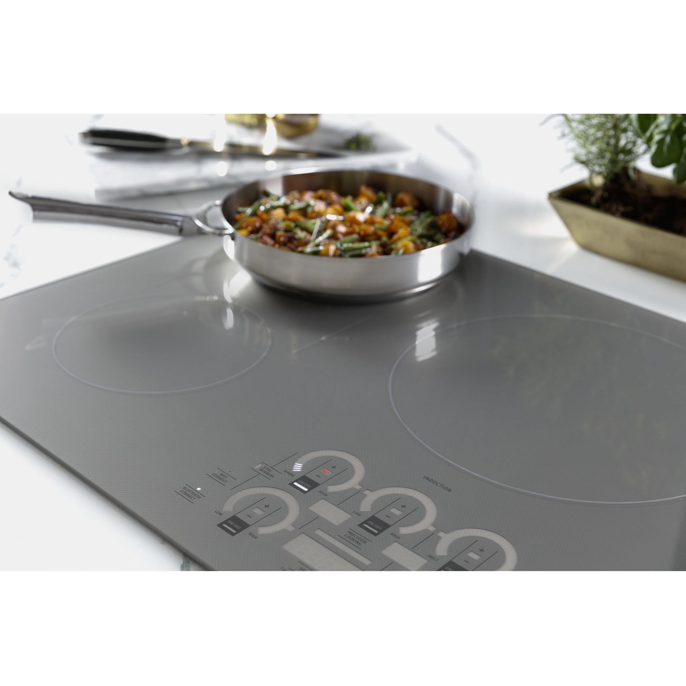 Monogram 30-inch Built-In Induction Cooktop with Wi-Fi Connect ZHU30RSTSS