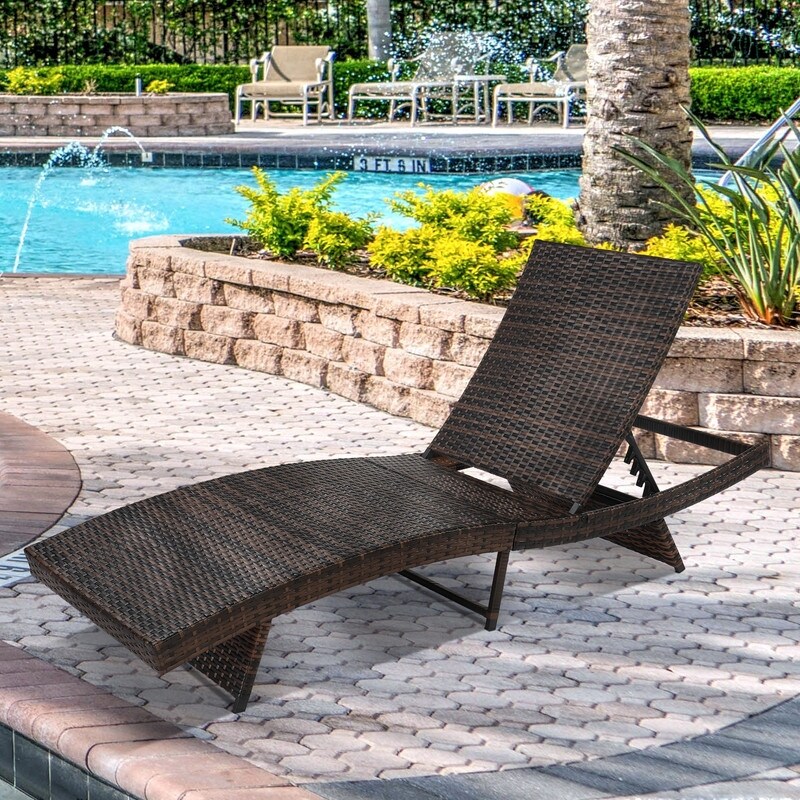 Patio Wicker Chaise Lounge with Cushion